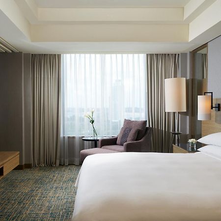 Renaissance Johor Bahru Hotel Exterior foto