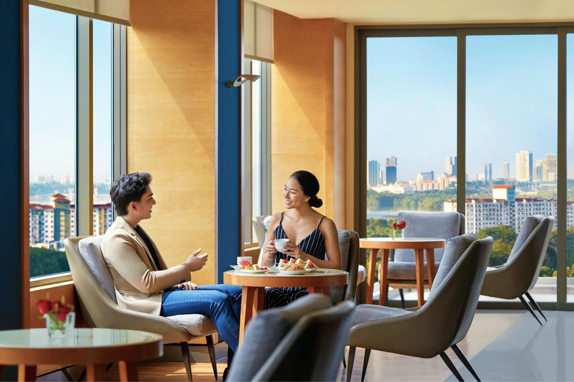 Renaissance Johor Bahru Hotel Exterior foto The Club Lounge at the hotel